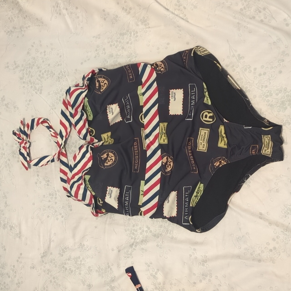 The CUTEST modcloth bathing suit
